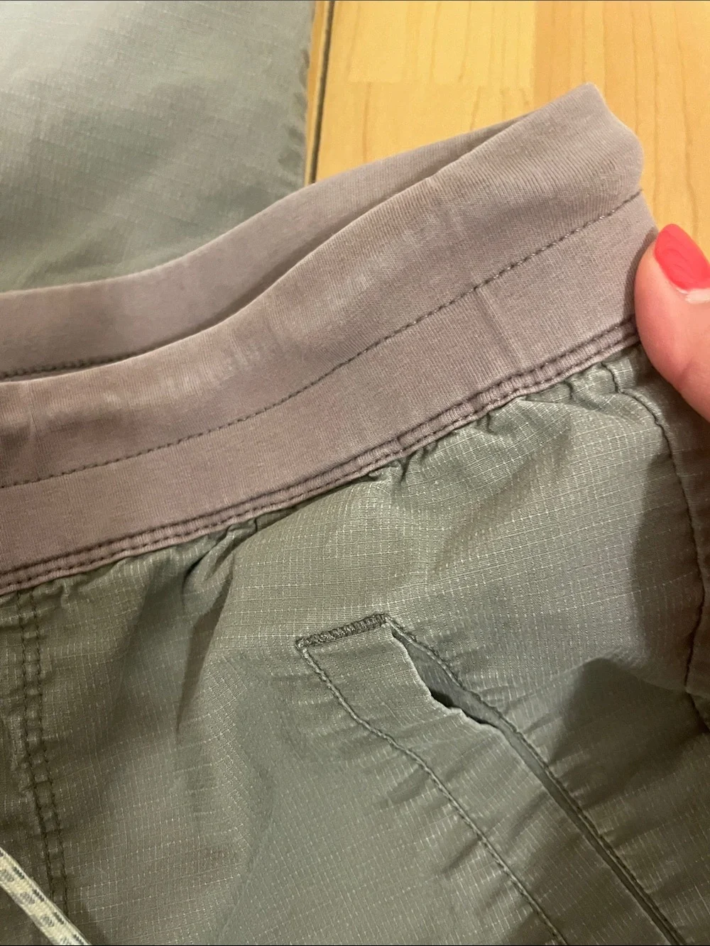Vuori Olive Jogger Pants with Mauve Waistband